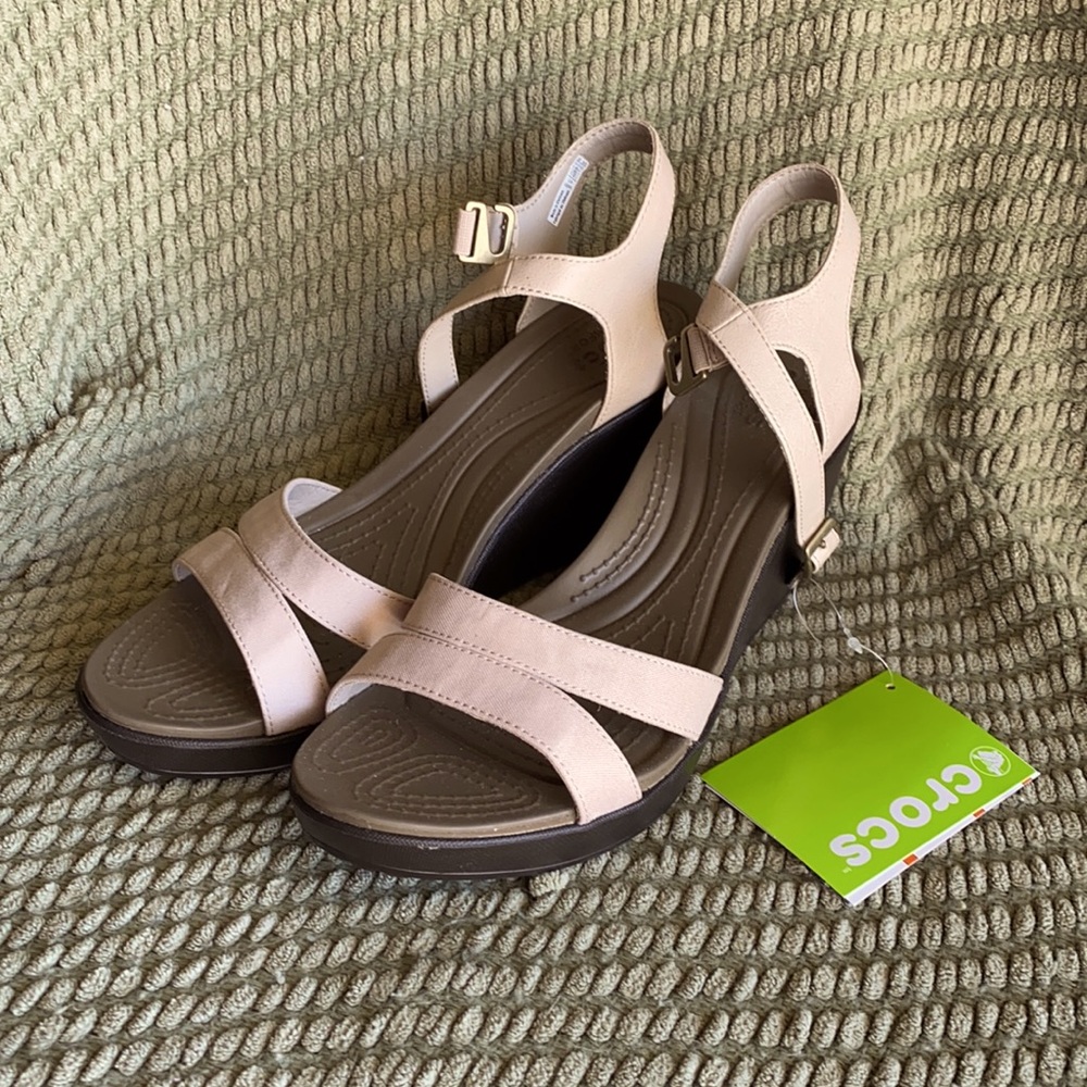 NWT Crocs Wedges